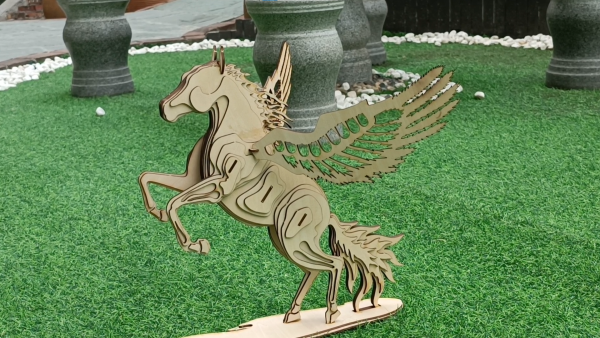 Wooden Pegasus: Creative with the Spider X1 Laser Engraver