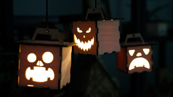 Halloween Square Pumpkin Lantern Carved with Spider X1