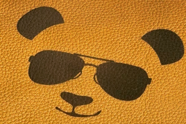 Creating Stunning Leather Artwork: Engraving a Panda Design with the Spider A1 Laser Engraving Machine