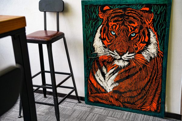 Creating a Lifelike Tiger with a Large Format Laser Engraver